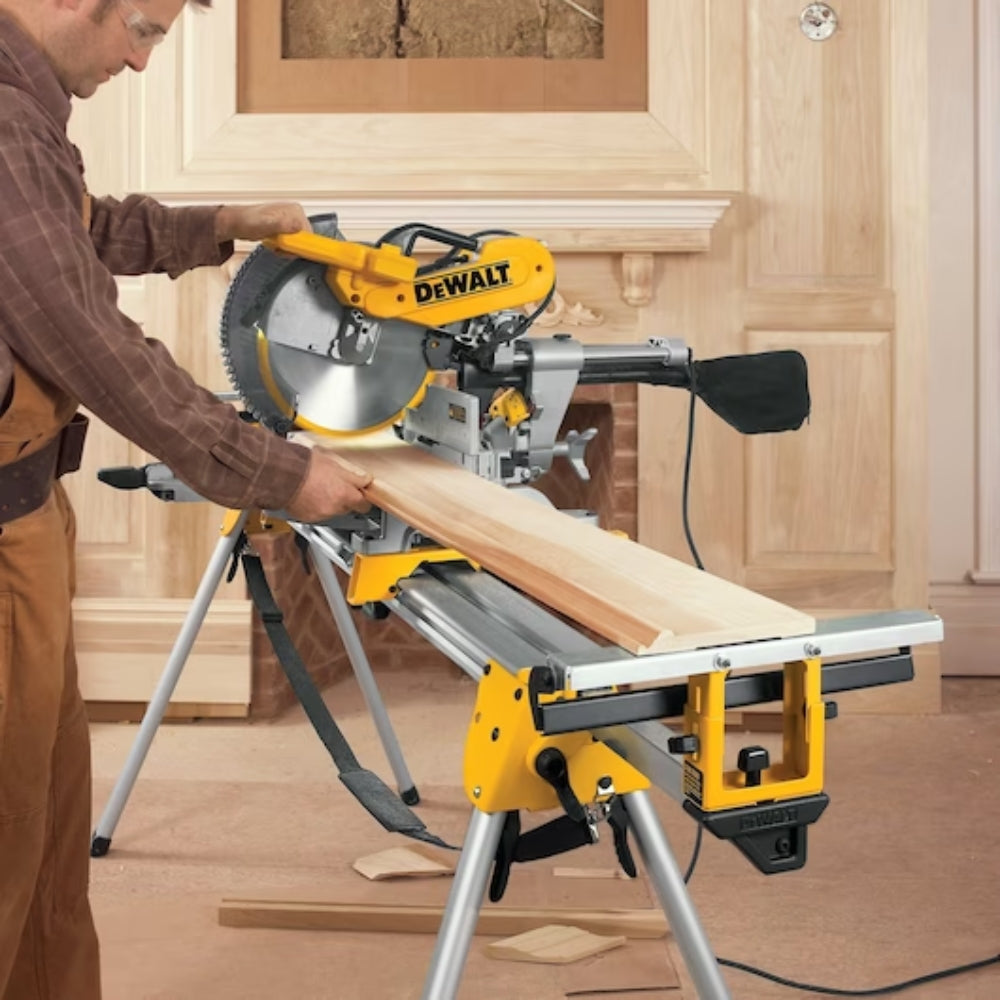 Dewalt 12 pulgadas. Sierra ingletadora compuesta deslizante de doble bisel